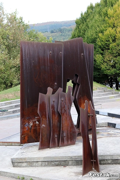 323137090.webp